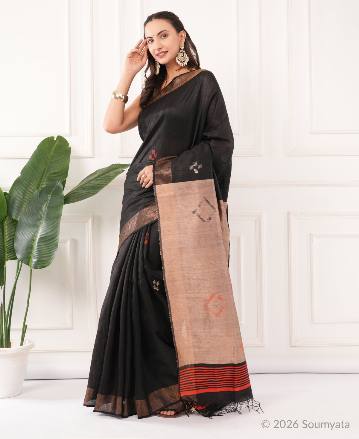 Black Dupion Silk Saree with Zari Border and Woven Pallu – Bhagalpuri