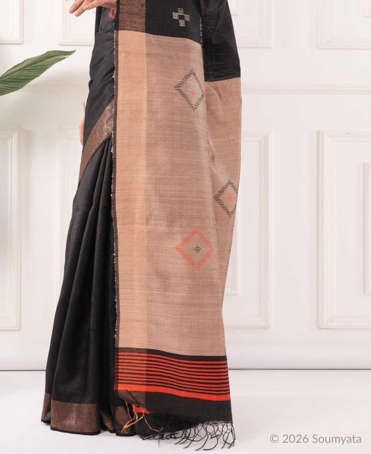 Black Dupion Silk Saree with Zari Border and Woven Pallu – Bhagalpuri