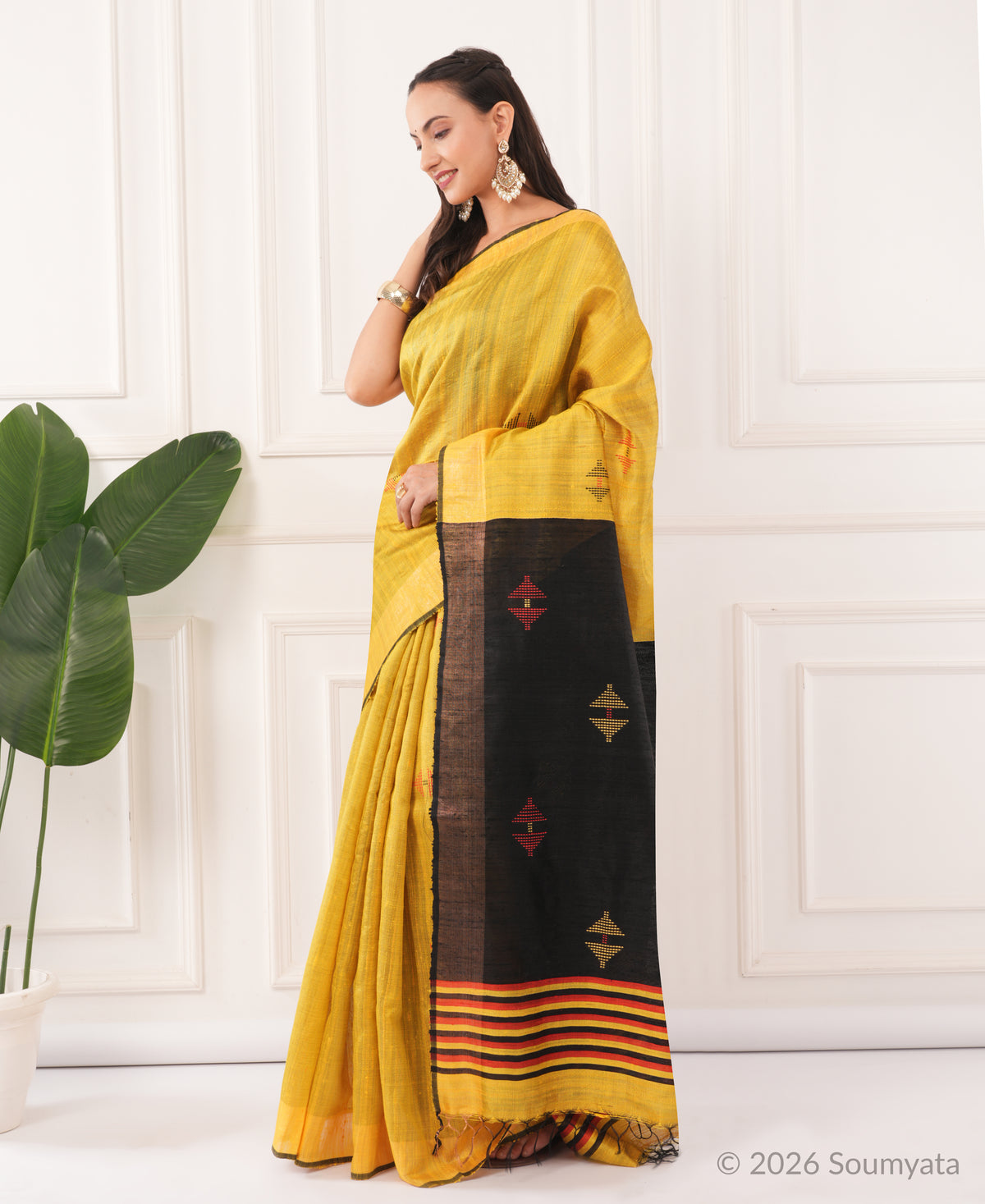 Turmeric Yellow Dupion Silk Saree with Black Pallu – Bhagalpuri Handloom