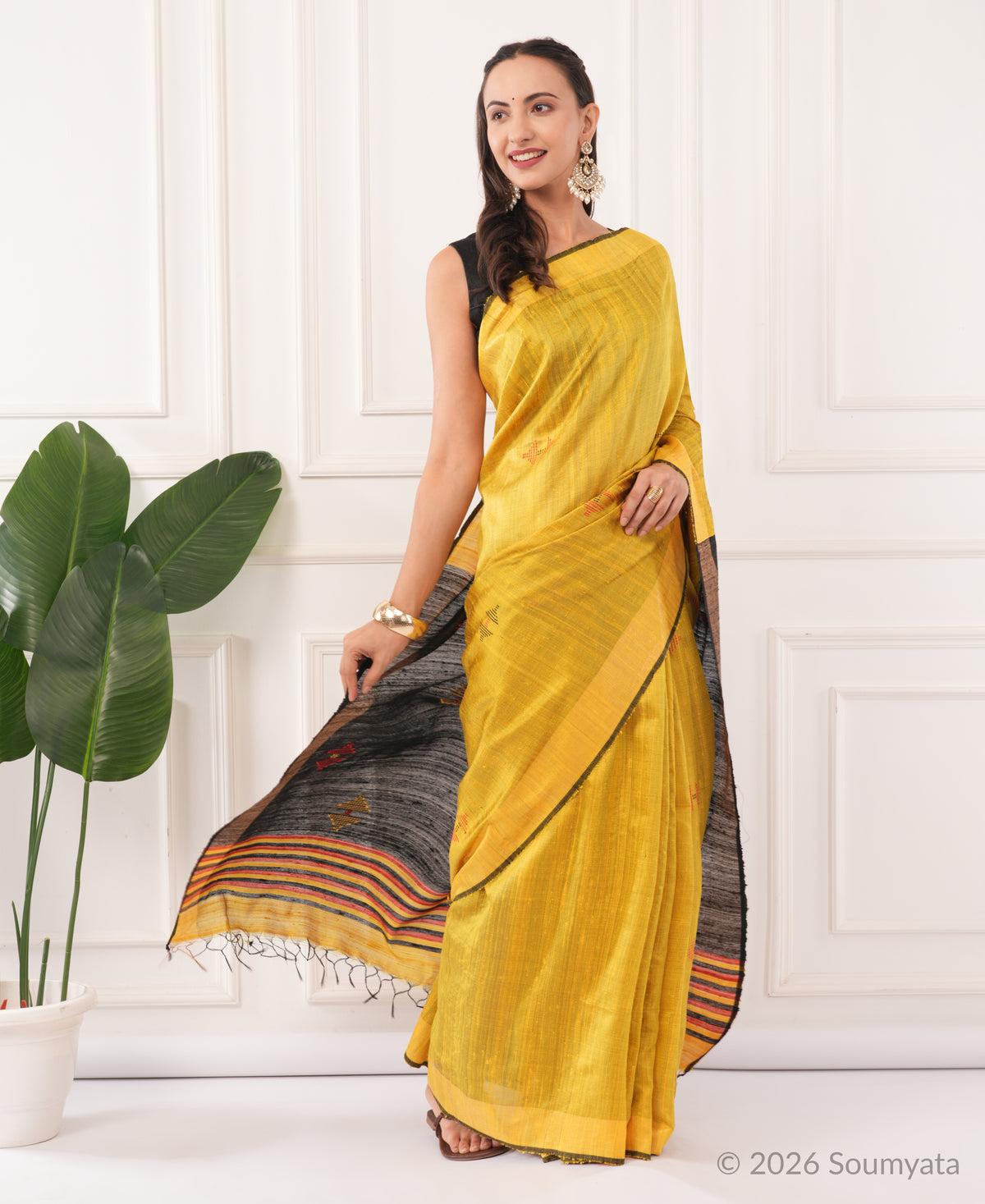 Turmeric Yellow Dupion Silk Saree with Black Pallu – Bhagalpuri Handloom