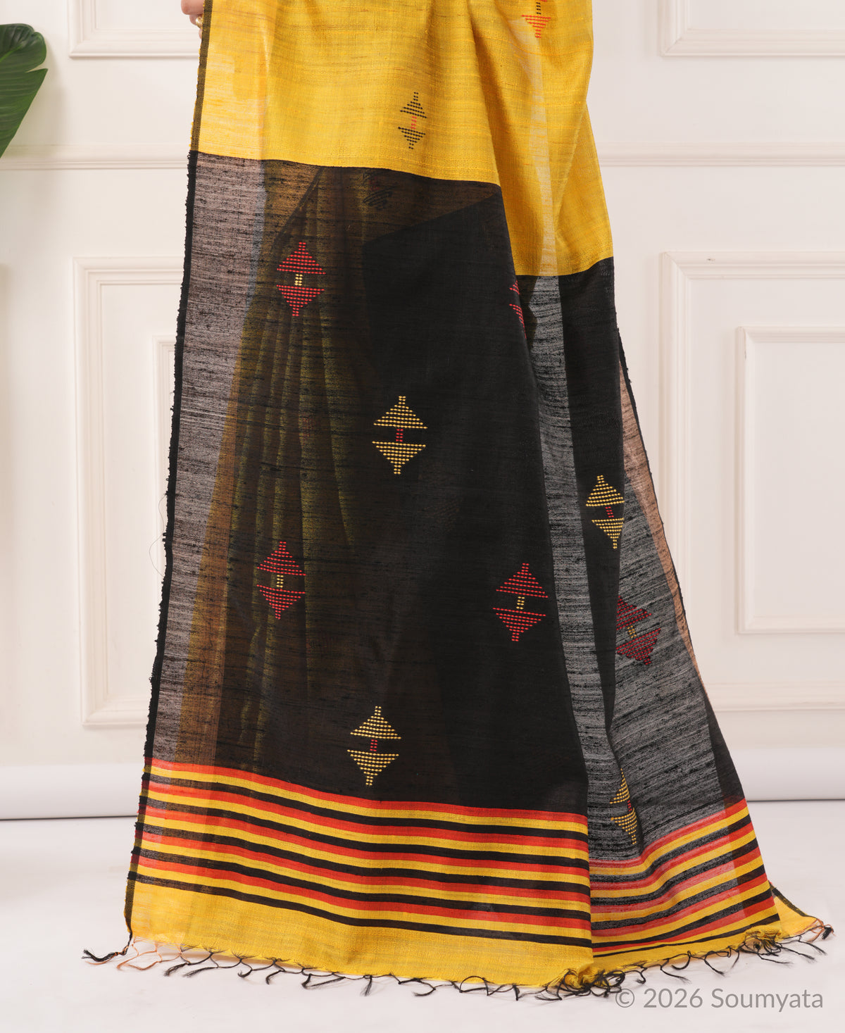 Turmeric Yellow Dupion Silk Saree with Black Pallu – Bhagalpuri Handloom