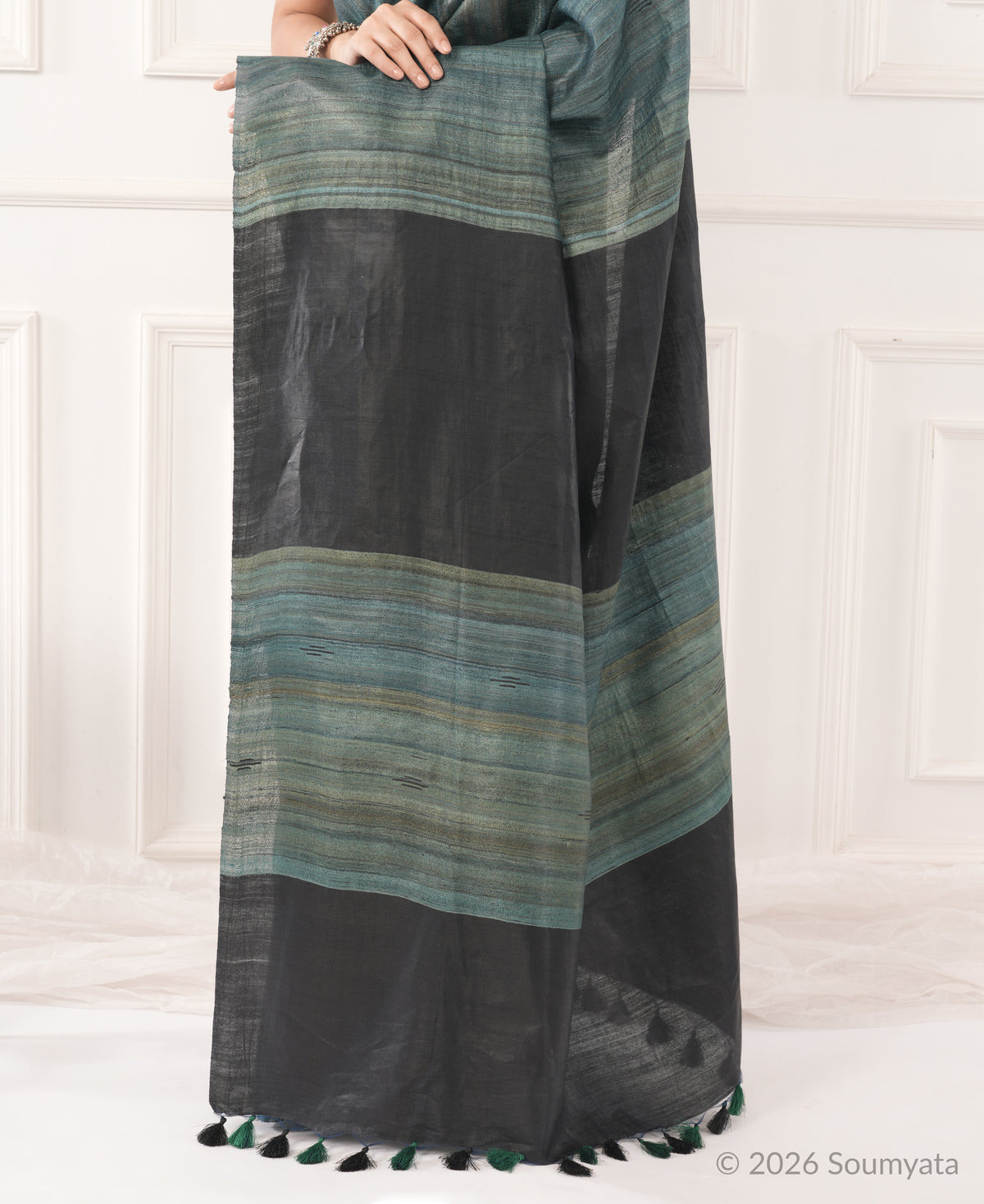 Teal Grey Tussar Ghicha Silk Saree with Black Pallu – Bhagalpuri Handloom