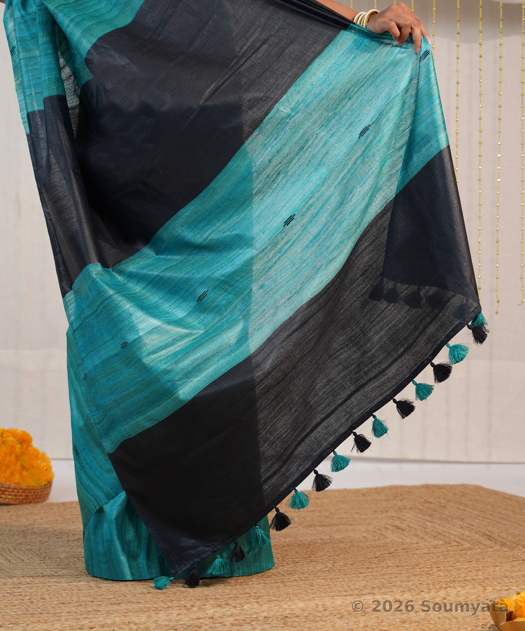 Teal Tussar Ghicha Silk Saree with Black Pallu – Bhagalpuri Handloom